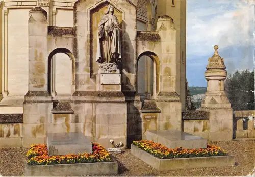 BR50284 Lisieux les tombeaux des parents de sainte therese Frankreich