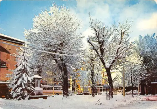 BF1640 la place manuel en hiver barcelonnette Frankreich