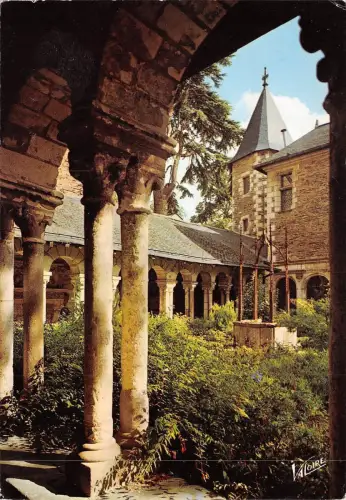 BF1150 angers les colonnes geminees Frankreich