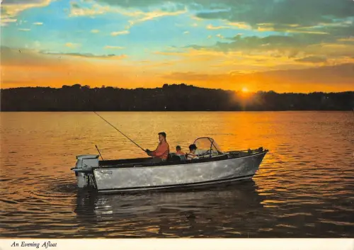 BR90175 ein Abend-Schwimmboot Peche Angeln UK