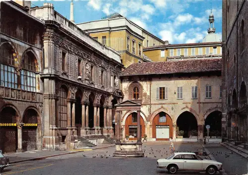 BR31094 Piazzetta mecanti Milano italy