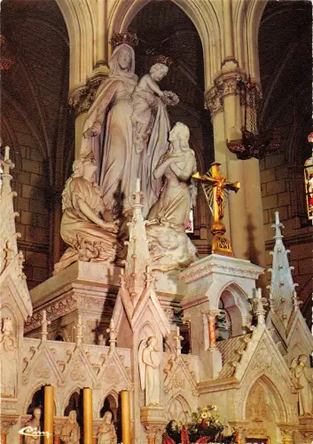 BT6663 la chapelle Monligen basilique notre dame France