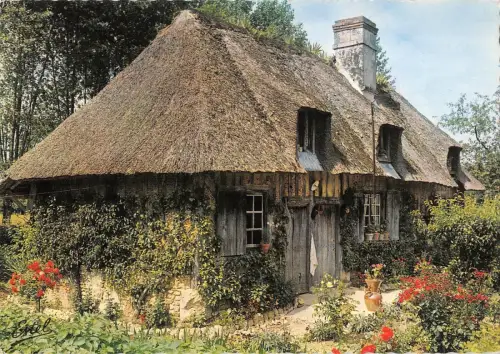 BT4148 Chaumiere Normande France