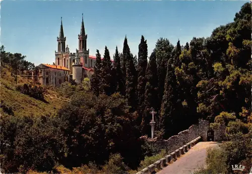 BT4918 Abbaye de Saint Michel de frigolet par tarascon Frankreich