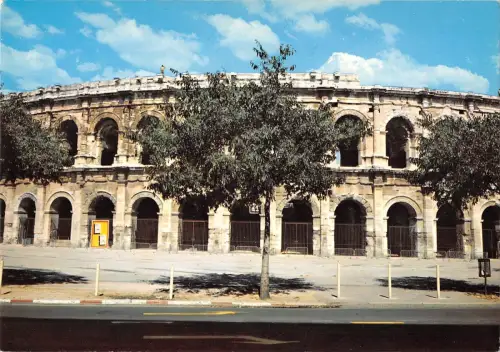 BT8207 Nimes les arenes France