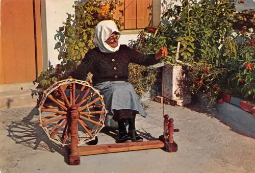 BR51446 Grece people homme folklore