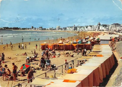 BT5594 Les Sables d Olonne la plage France