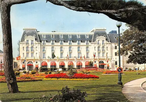 BT7681 Grand Hotel Luxe Cabourg France