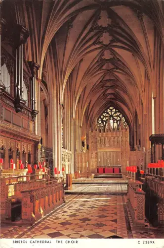 B100358 bristol cathedral the chor uk