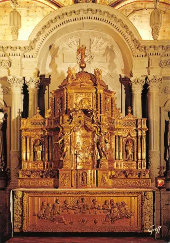 BT9684 Fontevard eglise st michel France