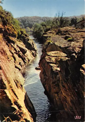 BF534 les gorges de la ruhe cantal france