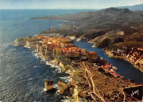 BT5397 Bonifacio sur les falaises Frankreich