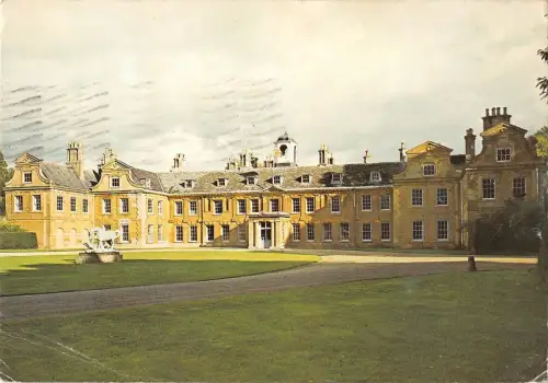 B101818 the west front stratfield saye house uk