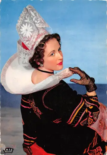 BT6789 Coiffe de Rosporden Folklore Kostüm Frankreich