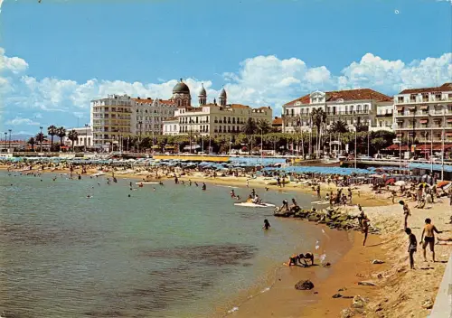 BT6562 Saint Raphael promenade rene coty France