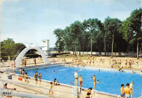 BF1606 montargis la piscine Frankreich