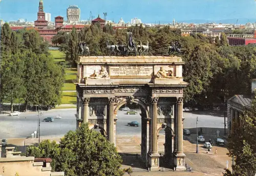 BR52012 Milano arco della pace e castello storzesco Italien