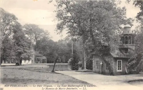 BG26336 versailles le petit trianon la tour malborough france