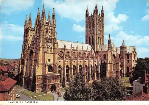 B102906 canterbury cathedral uk 2