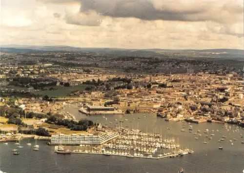 BR82286 ocean marine services mayflower marina plymouth uk