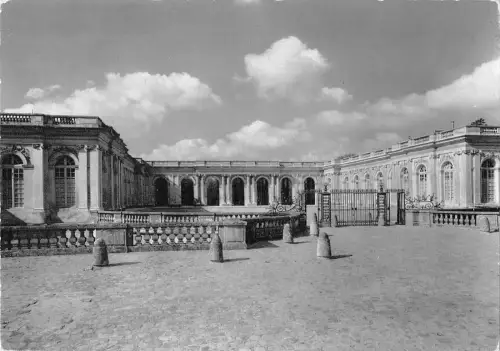 BT10506 le grand trianon Chateau de Versailles le chateau France