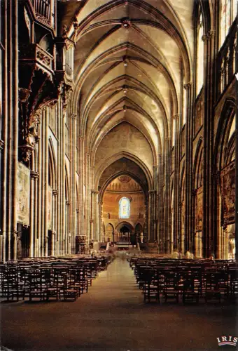 BR85737 cathedrale de strasbourg la nef gothique france