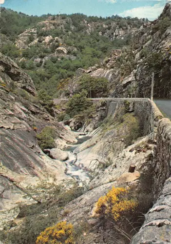 BT8030 Vivarais la belle valle de la volane France