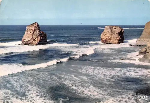 BR52660 Les Deux jumeaux Hendaye France 1 2