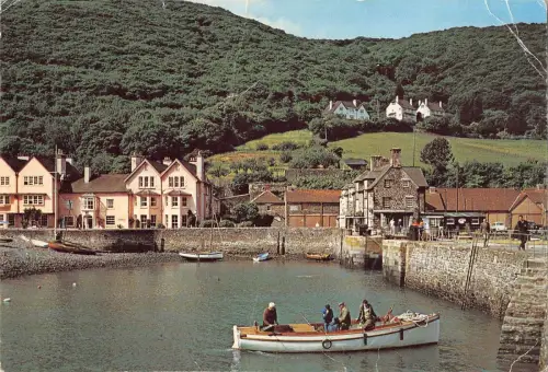 B102029 Boot Driffield UK