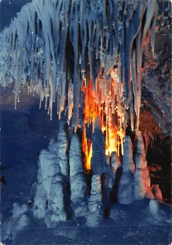 BF1146 les grotes de lacave quercy l obelisque en lumiere noire Frankreich