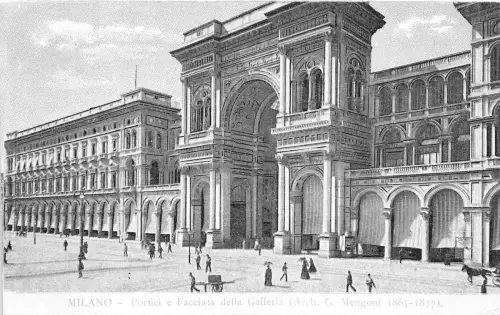 BG24889 portici e facciata della galleria milano italy
