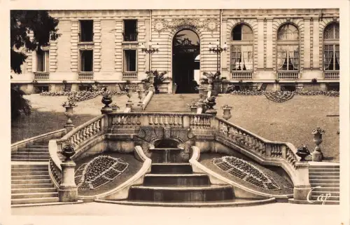 BR49091 Vittel l escalier du grand hotel France