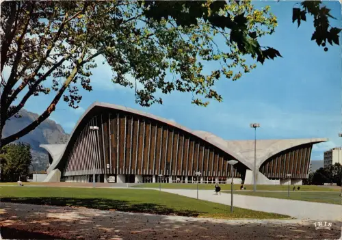BG35572 grenoble ville olympique le palais de glace france