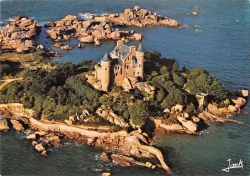 BT7874 La cote de Granit Roser le chateau France