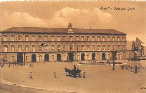 BG26425 napoli palazzo reale italy