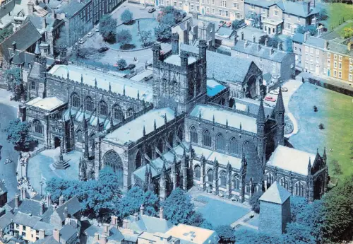 BR82950 Luftaufnahme der Chester Cathedral UK