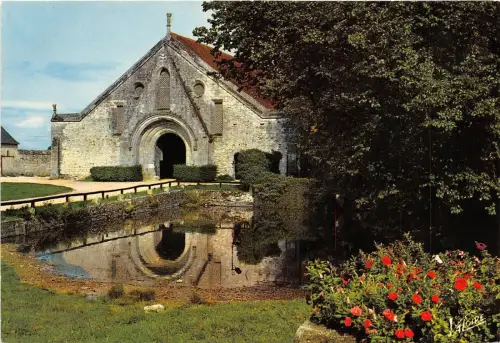 BR22665 Tours la ferme fortifie de Meslay france