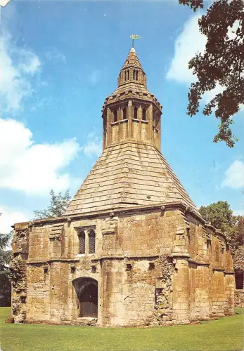 B102218 glastonbury abbey the abbot s kitchen uk