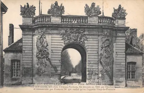 BF5644 vitry les francois porte di pont france Frankreich