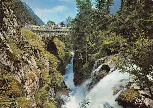BF953 cauterets le pont d espagne France