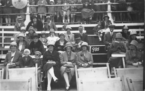 Lot314 Gruppenfoto Sozialgeschichte Echtfoto UK Boot Bournemouth