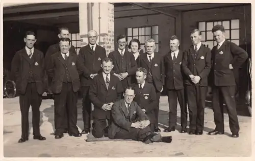 Lot309 Gruppe Männer Sozialgeschichte Echtfoto UK