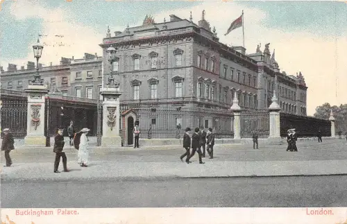 Lot369 UK Buckingham Palace London