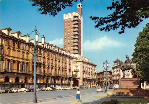 BT032 Il Grattactelo e via pietro micca Torino Italien