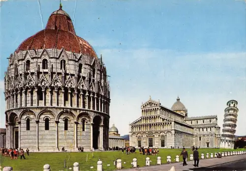BT0136 Pisa piazza dei miracoli e torre pendente Italien