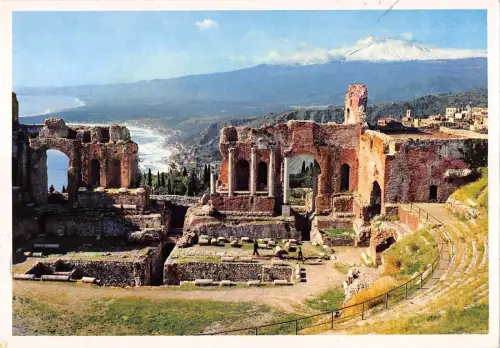 BT1393 taormina scena del teatro greco italy