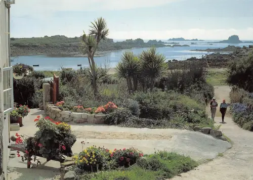 BR75681 great porth bryther isles of scilly uk