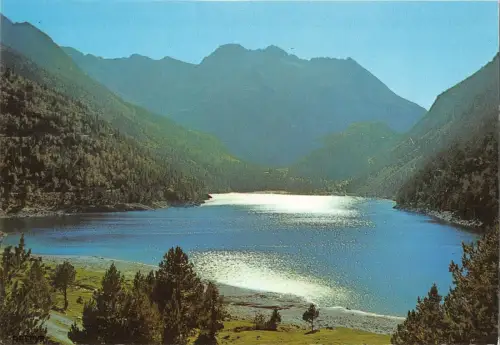 BT15289 Lac d Oredon et Pic d Estragne France