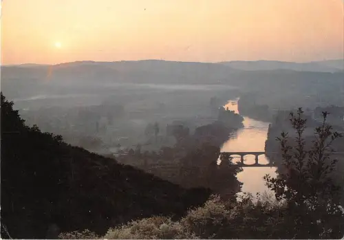 BT6728 Vallee de la dordogne depuis Domme la Belvedere de la barre France