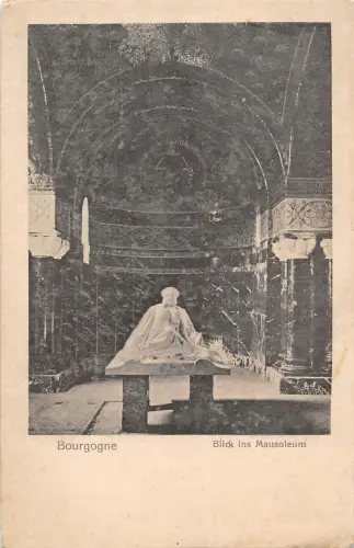 B105108 Frankreich Bourgogne Blick ins Mausoleum